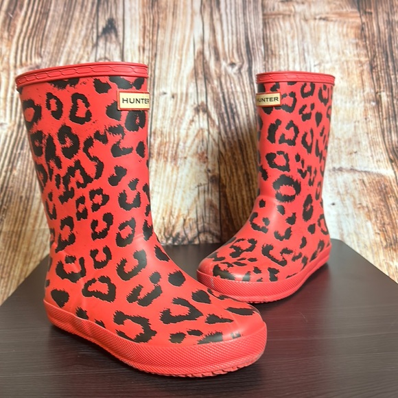 hunter leopard print rain boots